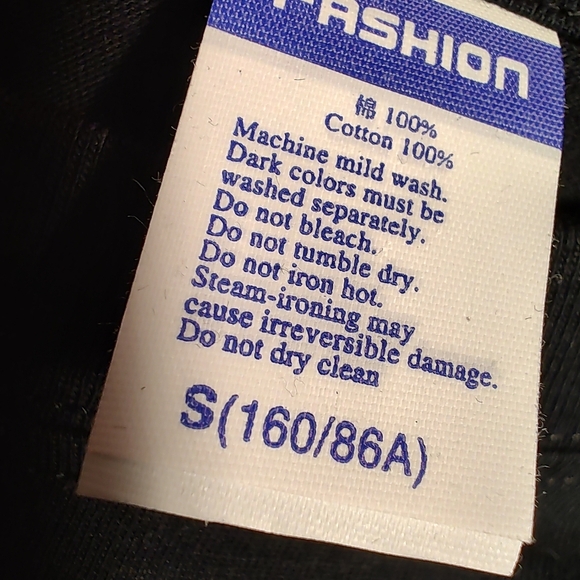 NWT Medusa GRAPHIC Tee Shirt 100% Cotton - Picture 2 of 5